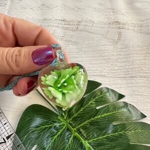 BOGO FREE CORED GLASS GREEN FLORAL HEART NECKLACE lampwork